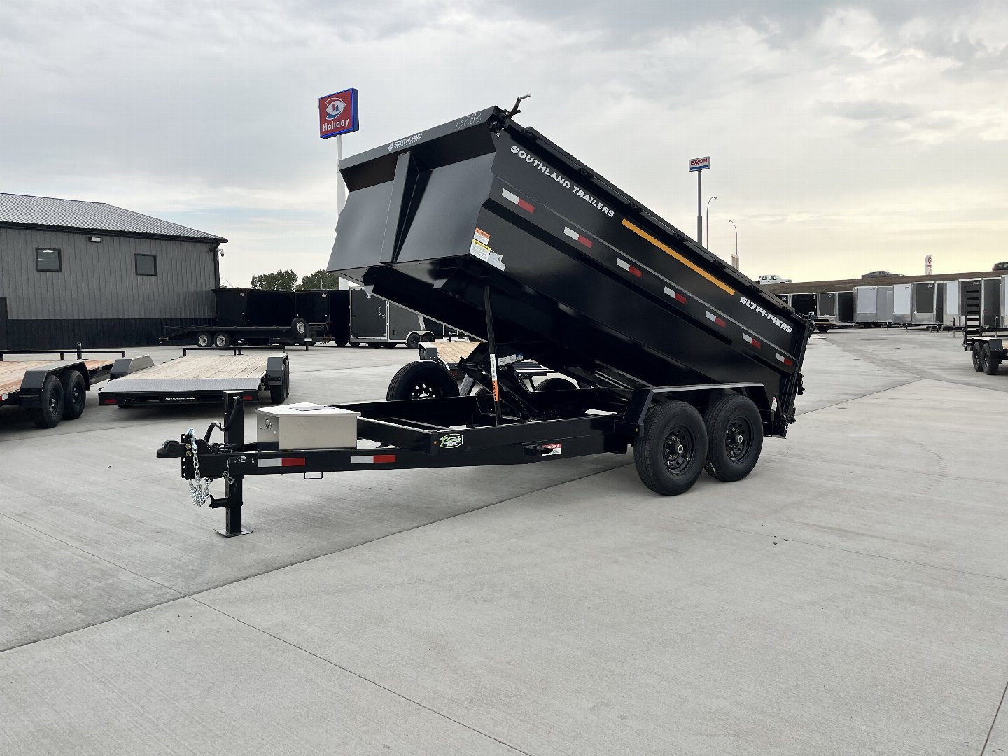 New RARE HUGE DISCOUNT NEW 2026 Southland 14ft Low Profile HIGH SIDE Dump Trailer 2-7000 lb axles = 14K with Ramps and TARP