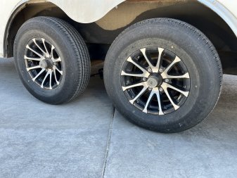 Used 2022 Pace American 8.5x24+2v dovetail 7ft tall aluminum wheels enclosed cargo car hauler trailer