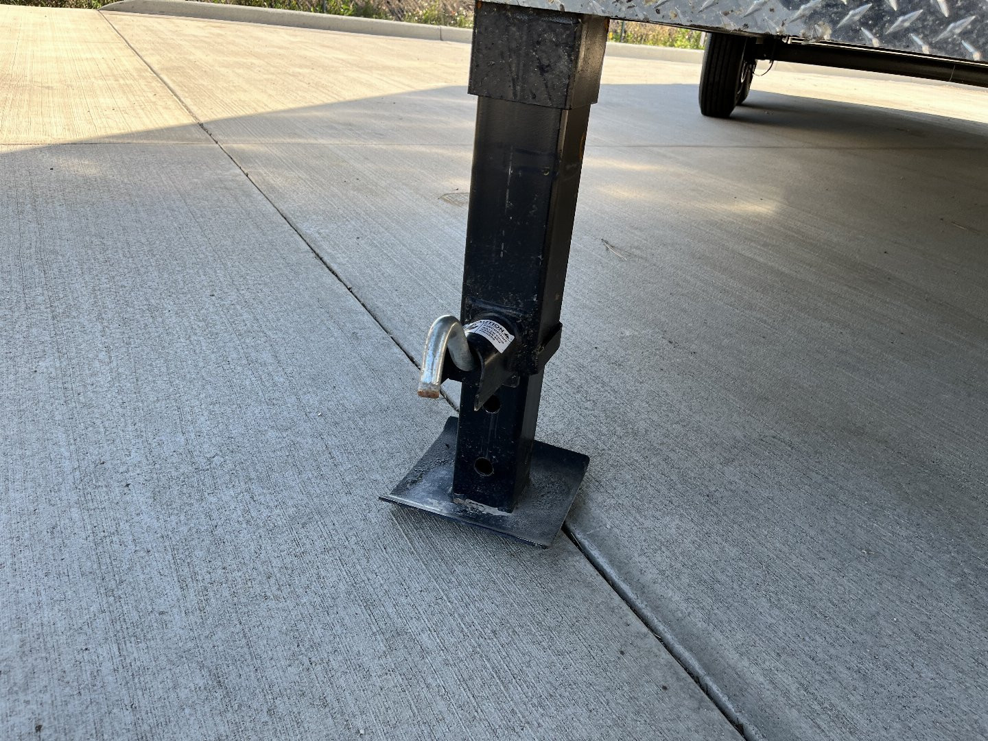 New 2025 H&H Trailers H10124CRCHGN-160 Cargo / Enclosed Trailer