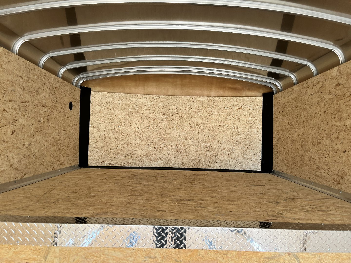New 2025 H&H Trailers H10124CRCHGN-160 Cargo / Enclosed Trailer
