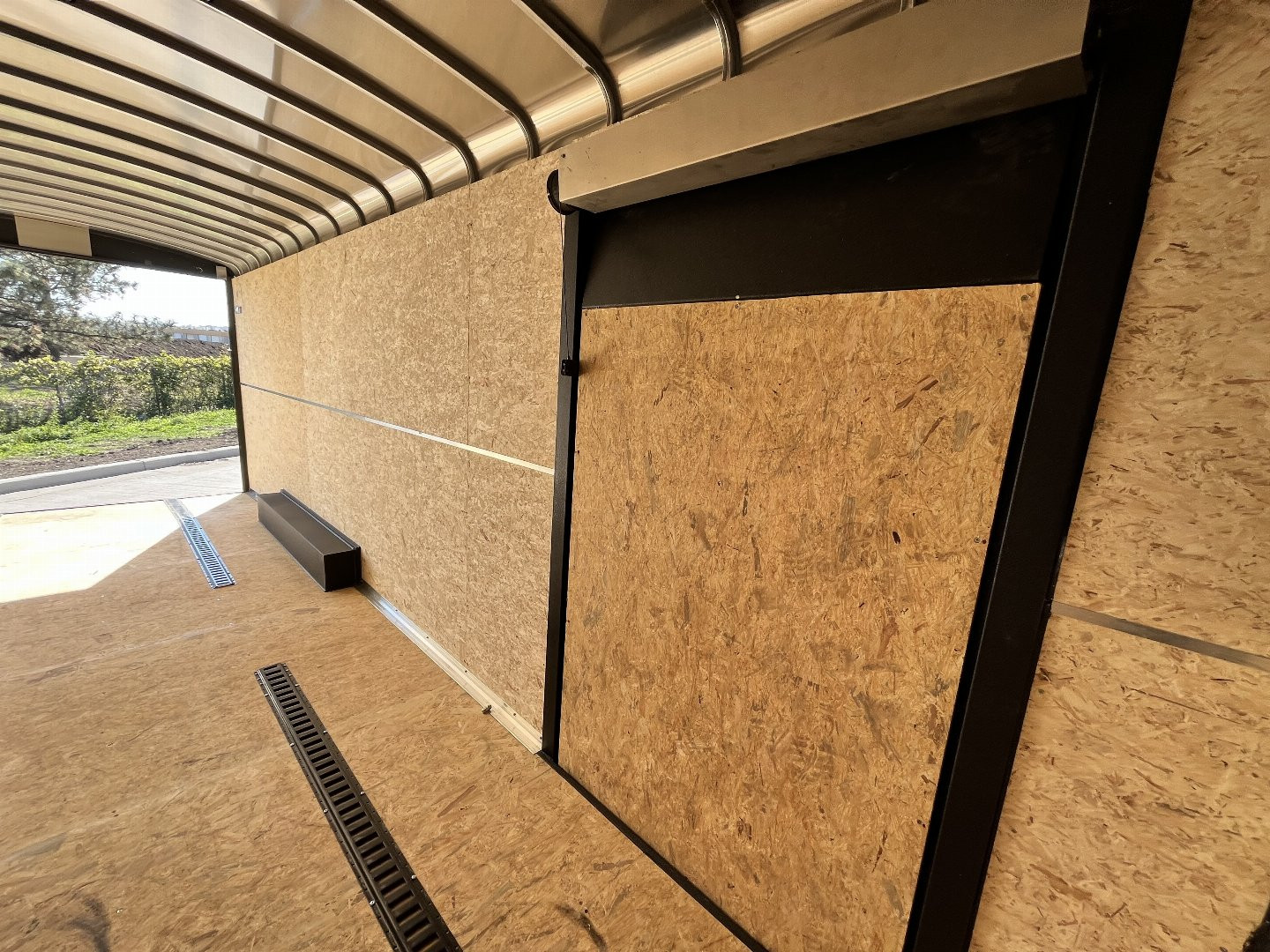 New 2025 H&H Trailers H10124CRCHGN-160 Cargo / Enclosed Trailer