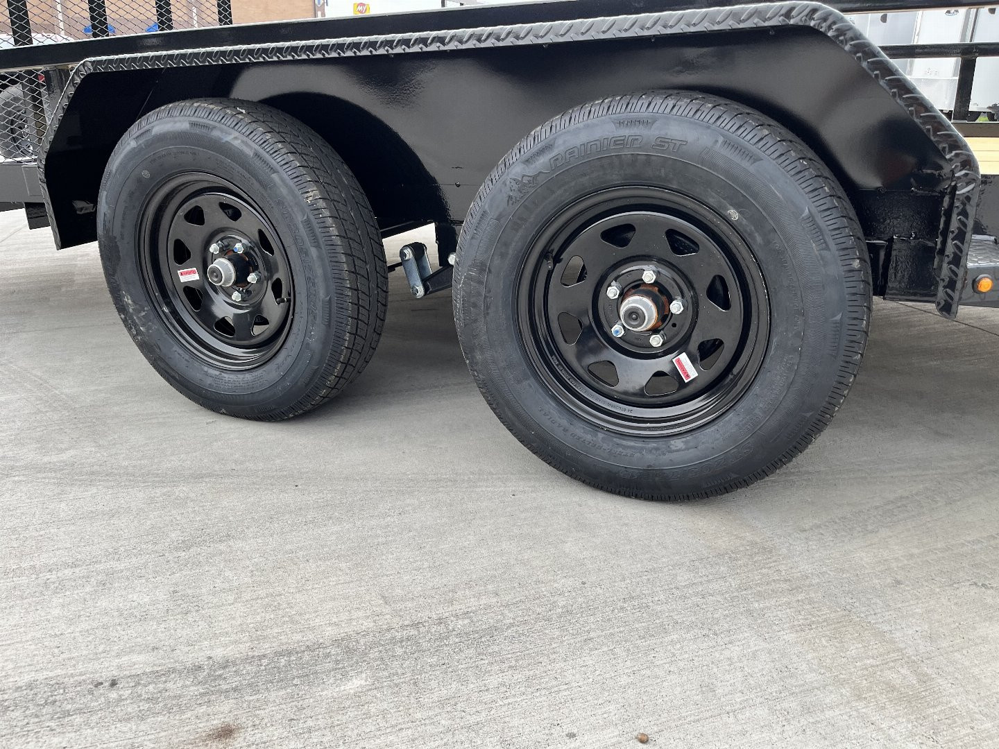 New NEW 2025 H&H 82"x18' Flatbed 2-3500lb axles = 7K Railside Utility