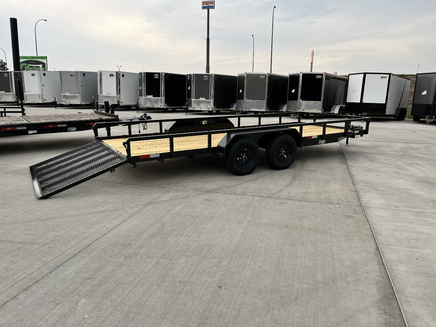 New NEW 2025 H&H 82"x18' Flatbed 2-3500lb axles = 7K Railside Utility