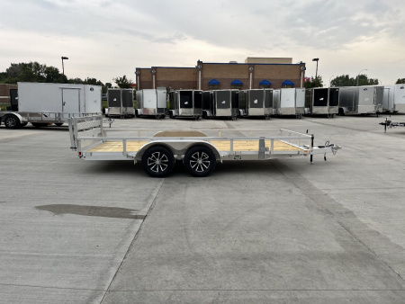 New NEW 2026 H&H 82"x16' Aluminum 2-3500lb axles = 7K Railside Utility bi-fold ramp, Aluminum Wheels