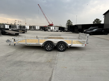 New NEW 2026 H&H 82"x16' Aluminum 2-3500lb axles = 7K Railside Utility bi-fold ramp, Aluminum Wheels