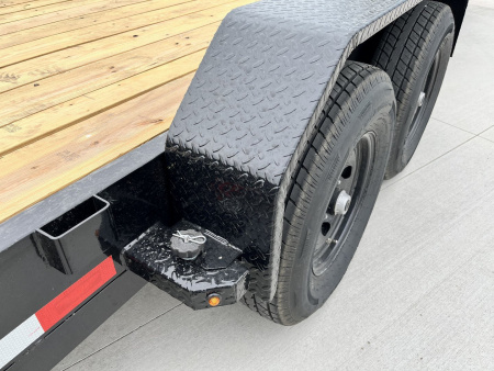 New 2025 H&H Trailers 30 gsneck 14K pwr tilt Gooseneck Bodies