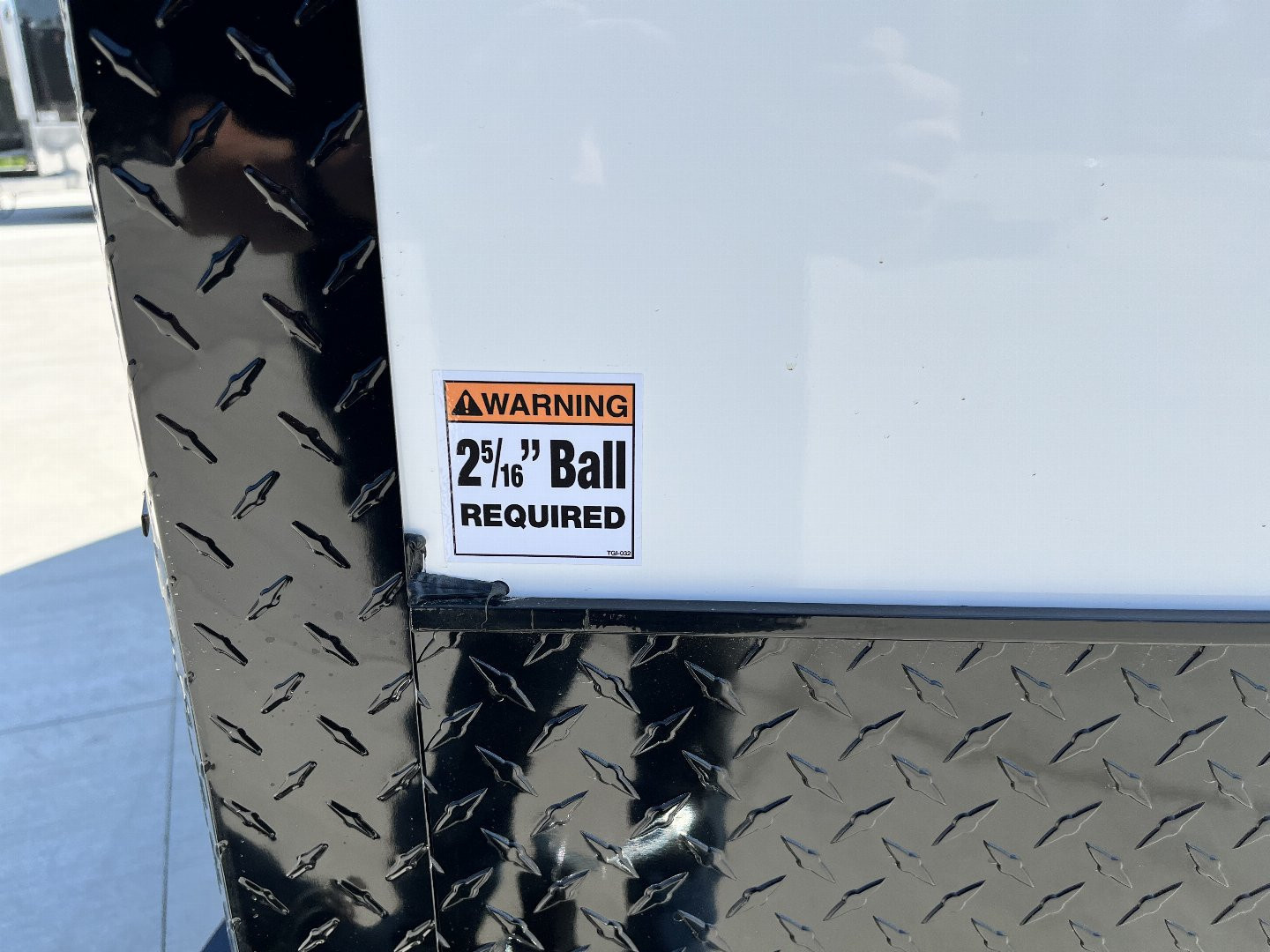 New NEW 2026 AERO 7x16 +2 V BLACKOUT Edition, WHITE Interior, QUALITY, ALLOY Wheels, Enclosed Rear Ramp Cargo Trailer