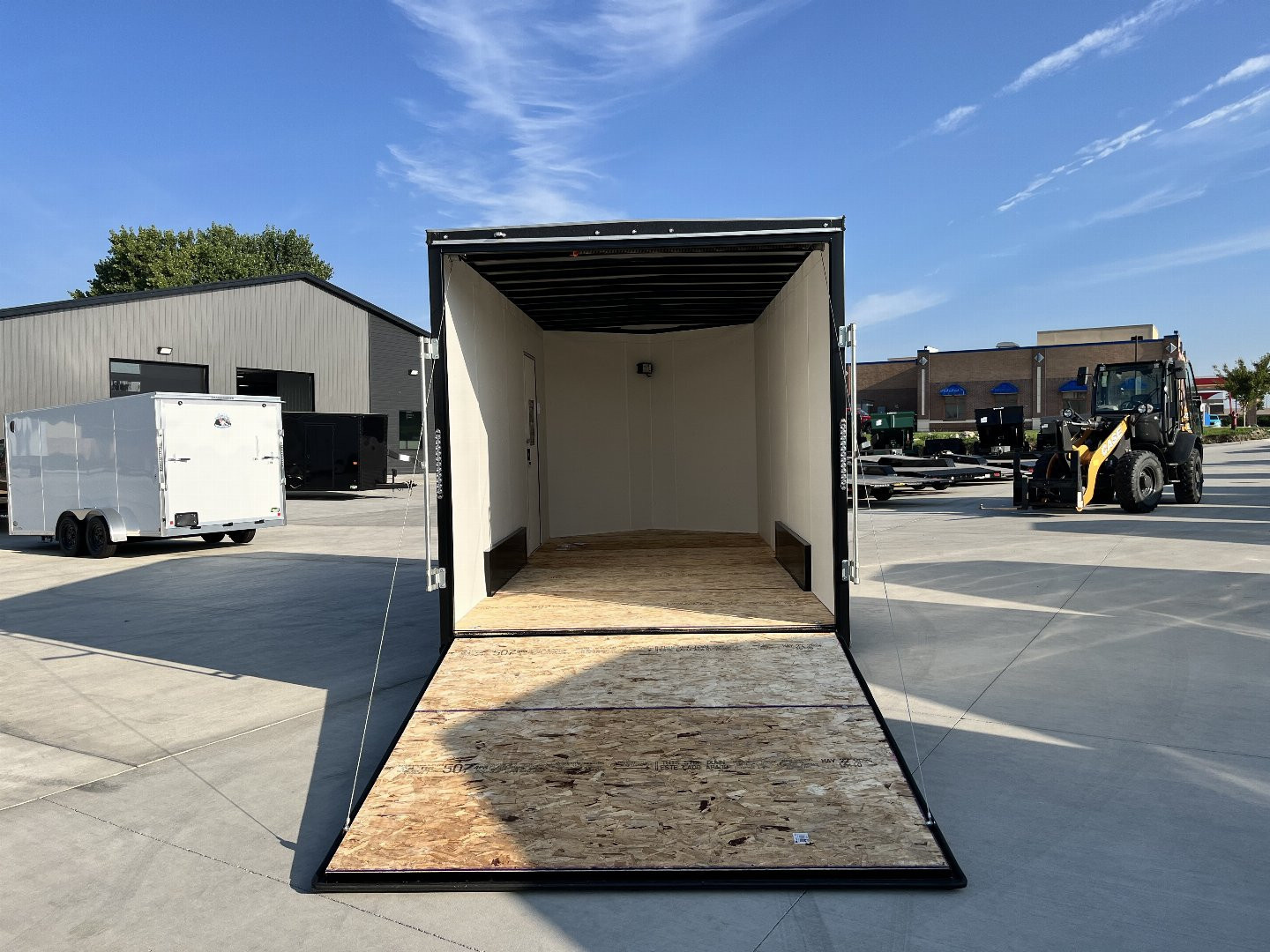 New NEW 2027 AERO 7.5x16 +2V WHITE Interior, QUALITY 87” TALL Rear Ramp 83.5” dr opening Enclosed Cargo Trailer