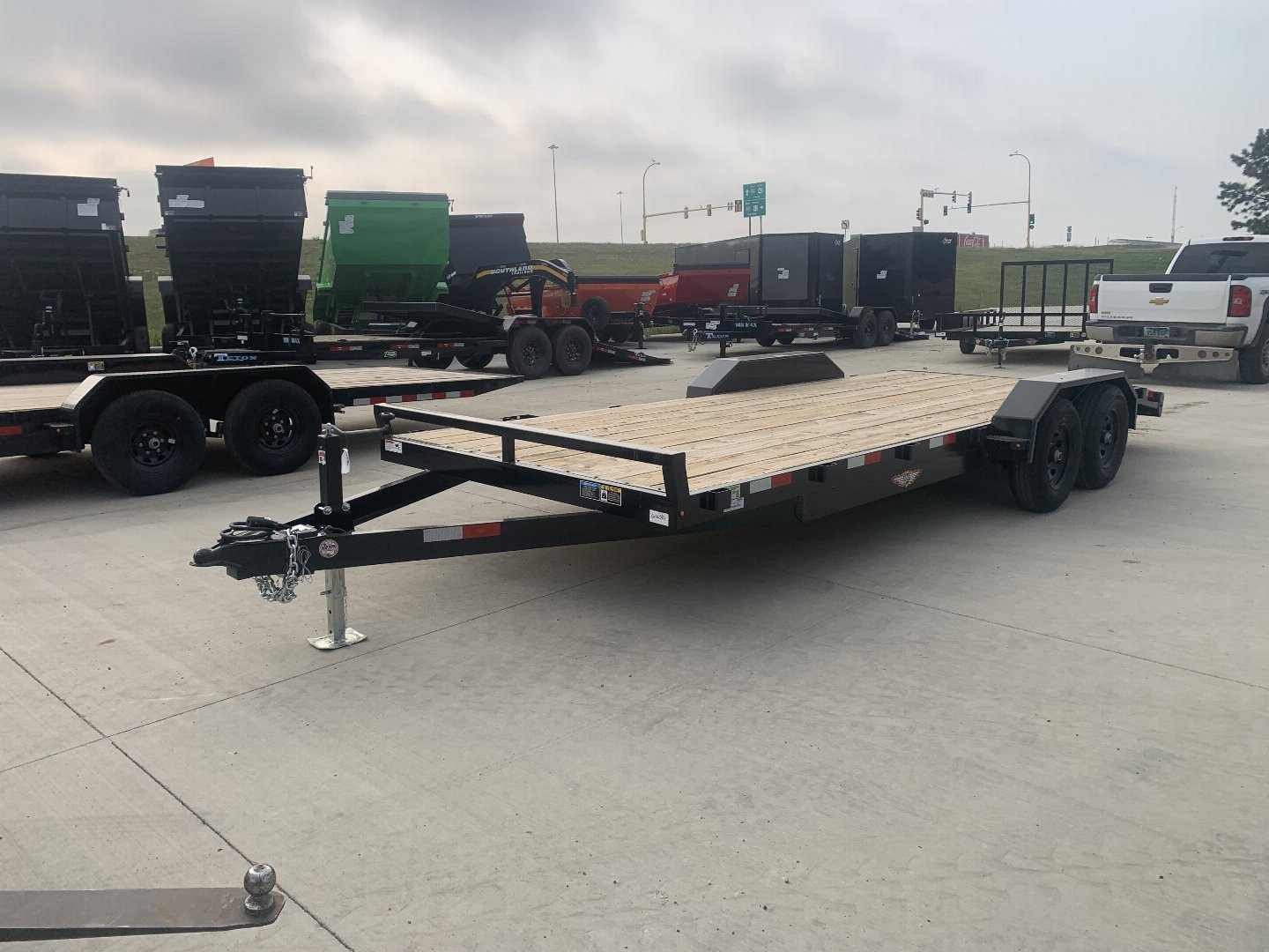 New NEW 2024 H&H 20’ flatbed Drive Over Fender Trailer 2-5200 lb axles=10K, dovetail, Rear Slide In Ramps