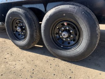 New 2024 Southland 22’ Flatbed 2-7000lb axles = 14K Dovetail Trailer with ALUMINUM Slide In Ramps