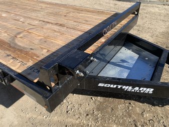 New 2024 Southland 22’ Flatbed 2-7000lb axles = 14K Dovetail Trailer with ALUMINUM Slide In Ramps