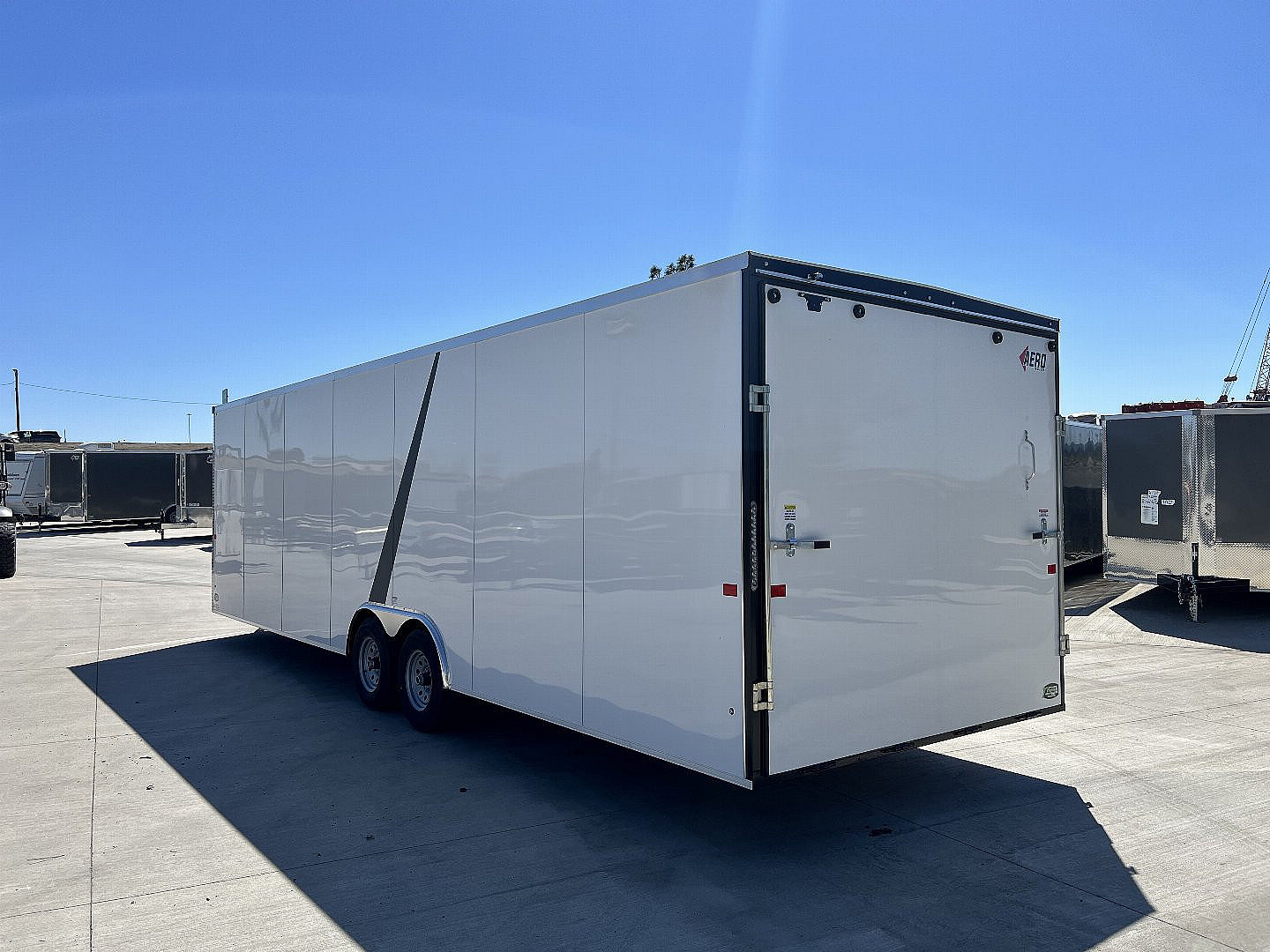 2027 AERO photo 6