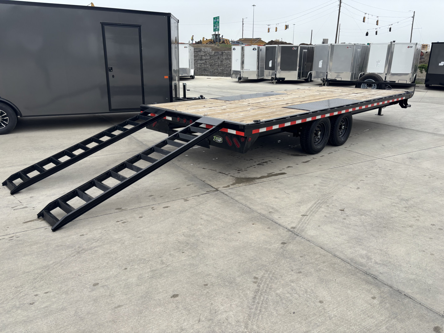 Used 2021 Norstar 22 ft deckover Flatbed Trailer