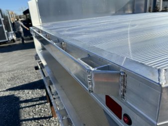 New 2025 Aluma 81" x 102" Executive Truck Bed