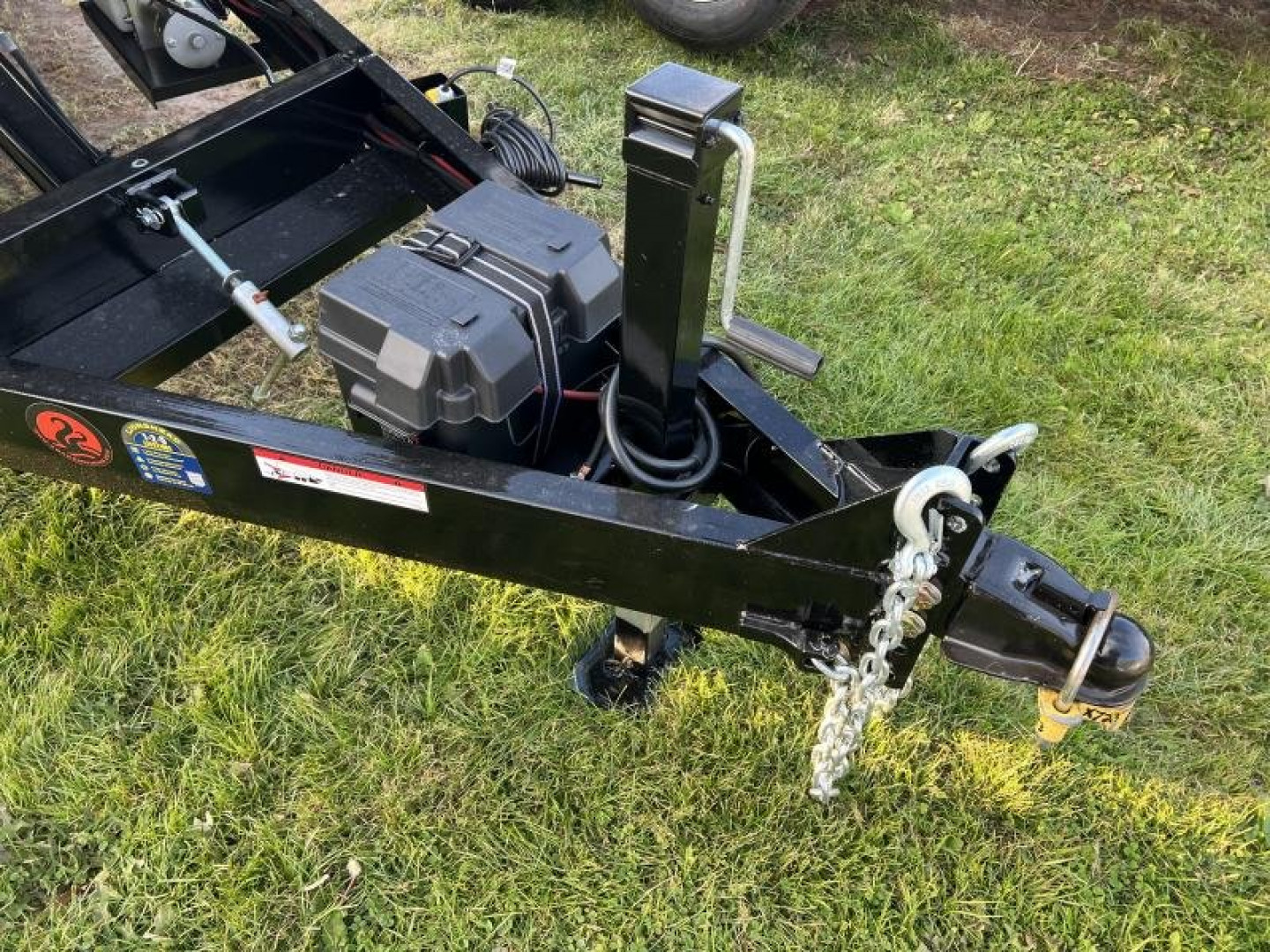 New 2024 HAWKE TRAILERS Hawke EQ20-15K Tilt Hauler Equipment Trailer