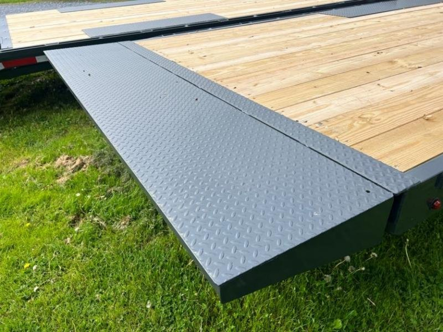 New 2025 BELMONT - 14K 8'6"x24' Full Tilt Deck Over Trailer D0924TD-15.4K Equipment Trailer