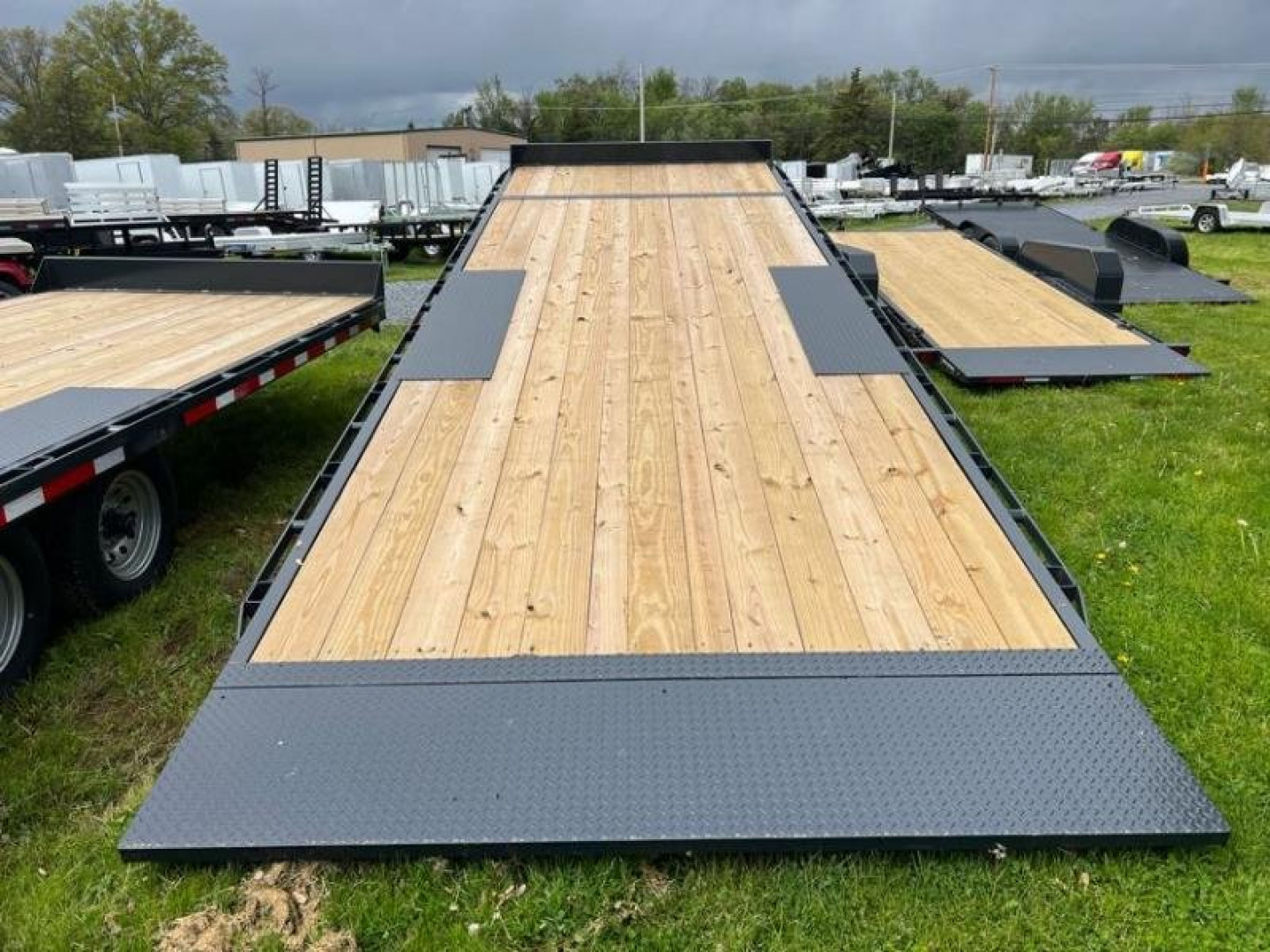 New 2025 BELMONT - 14K 8'6"x24' Full Tilt Deck Over Trailer D0924TD-15.4K Equipment Trailer