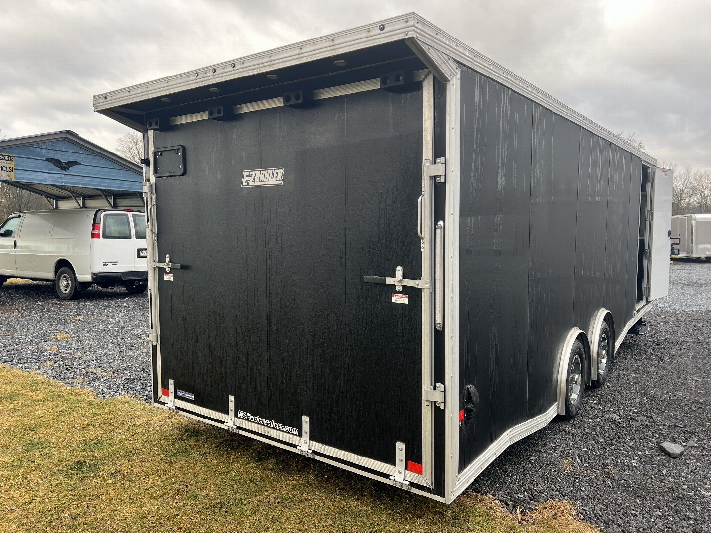 New 2024 E-Z HAULER Advantage 8.5x24 Aluminum Enclosed With Elite Escape door Cargo / Enclosed Trailer 2024 CLEARANCE SALE