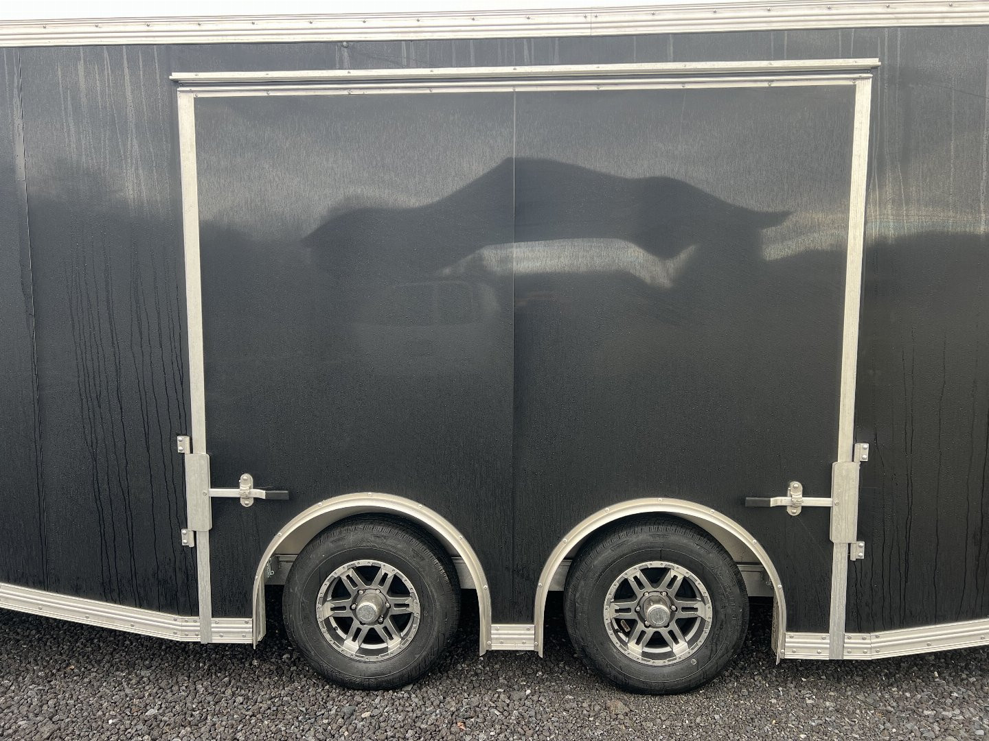 New 2024 E-Z HAULER Advantage 8.5x24 Aluminum Enclosed With Elite Escape door Cargo / Enclosed Trailer 2024 CLEARANCE SALE