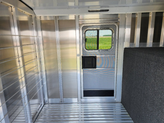 New 2025 Exiss Custom Stock STC 6 Pen / Stock Combo Trailer