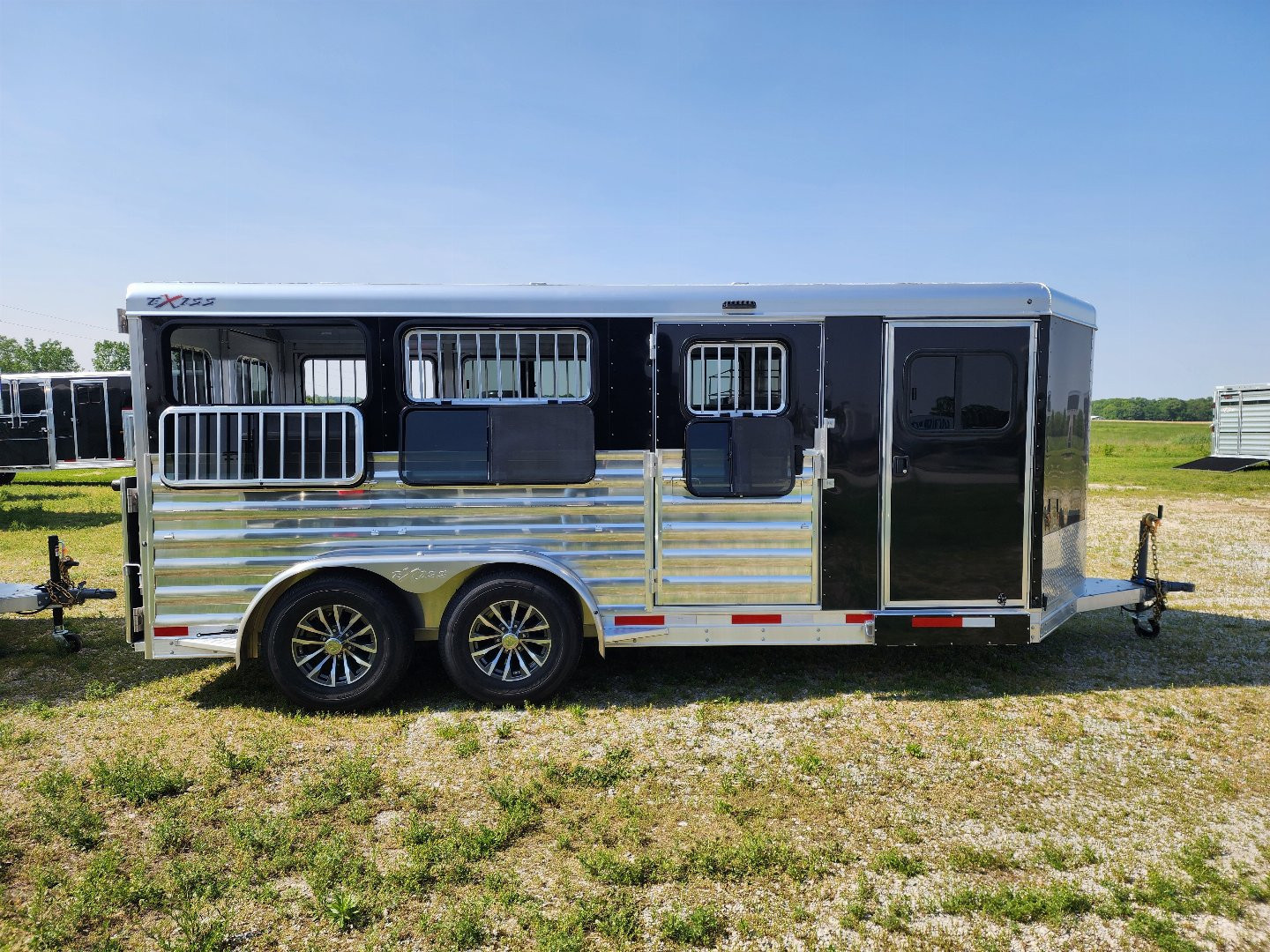 New 2025 Exiss Exhibitor 716W 6 Pen / Stock Combo B/P Trailer