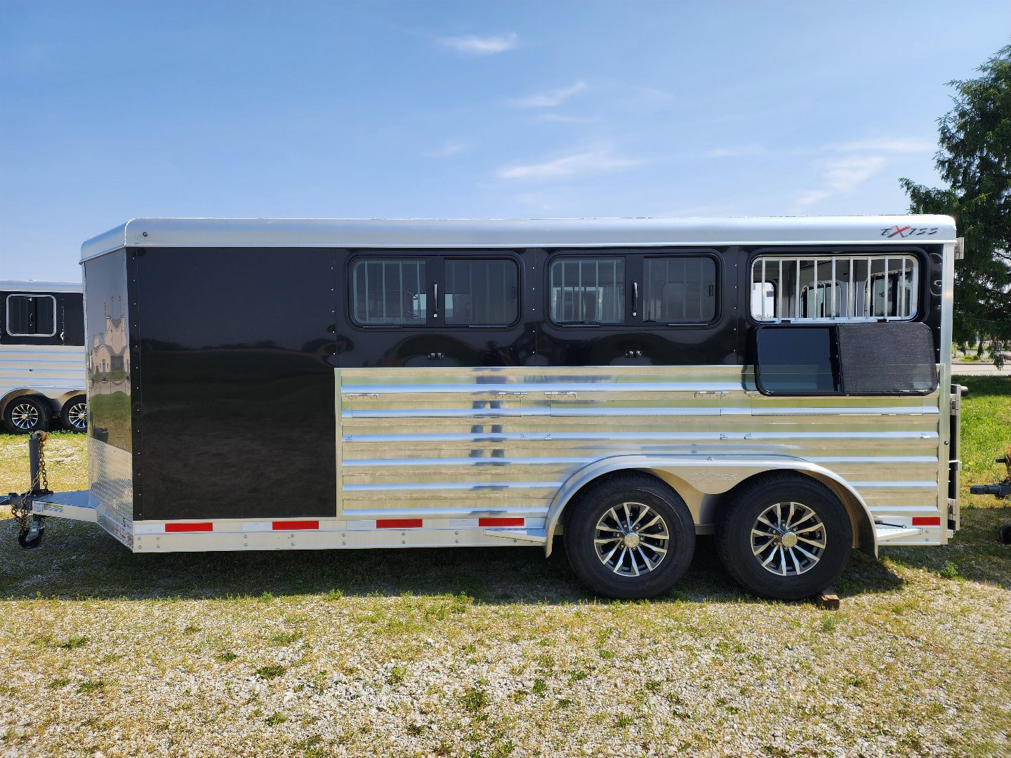 New 2025 Exiss Exhibitor 716W 6 Pen / Stock Combo B/P Trailer