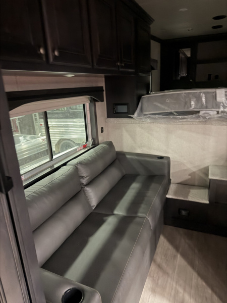 New 2026 Exiss STC 8032LQ 6 Pen / Stock Combo Trailer