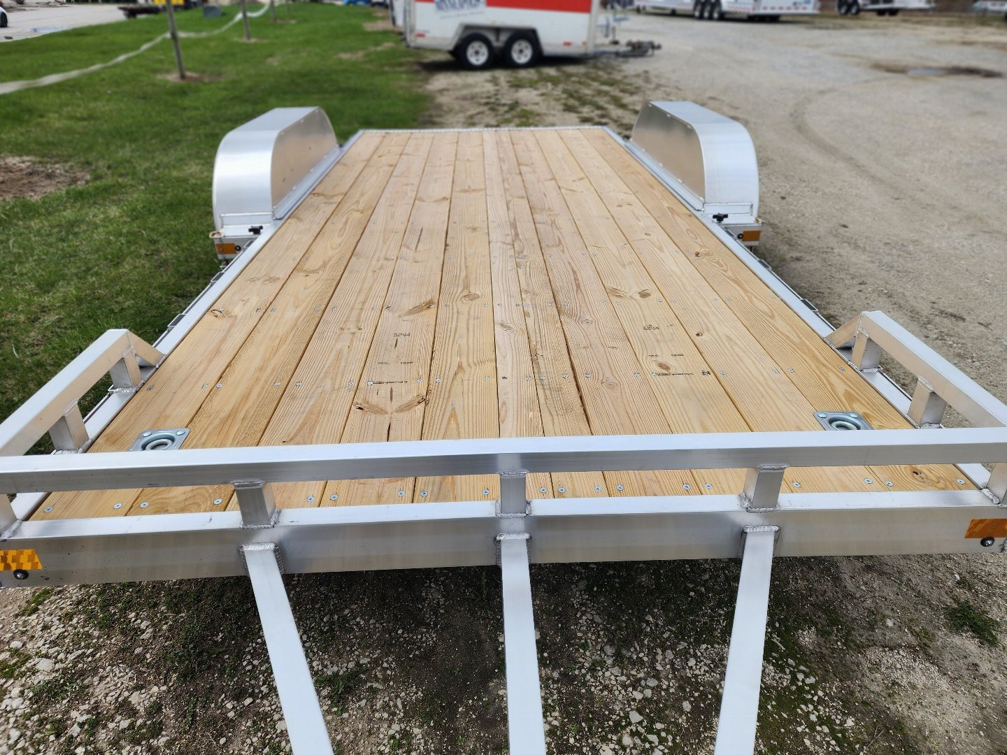 New 2025 High Country HOCH 8x18-W-2.0 Car Hauler
