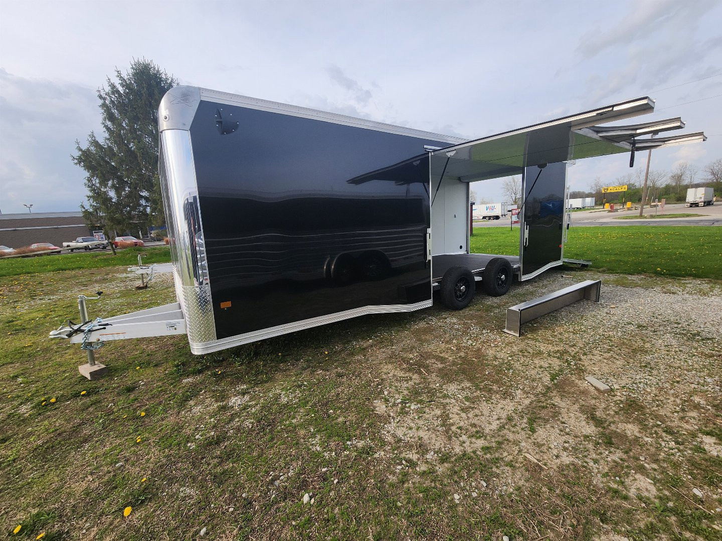 New 2025 EZ HAULER EZEC 8.5X24 CAR HAULER ( NO TRADE)