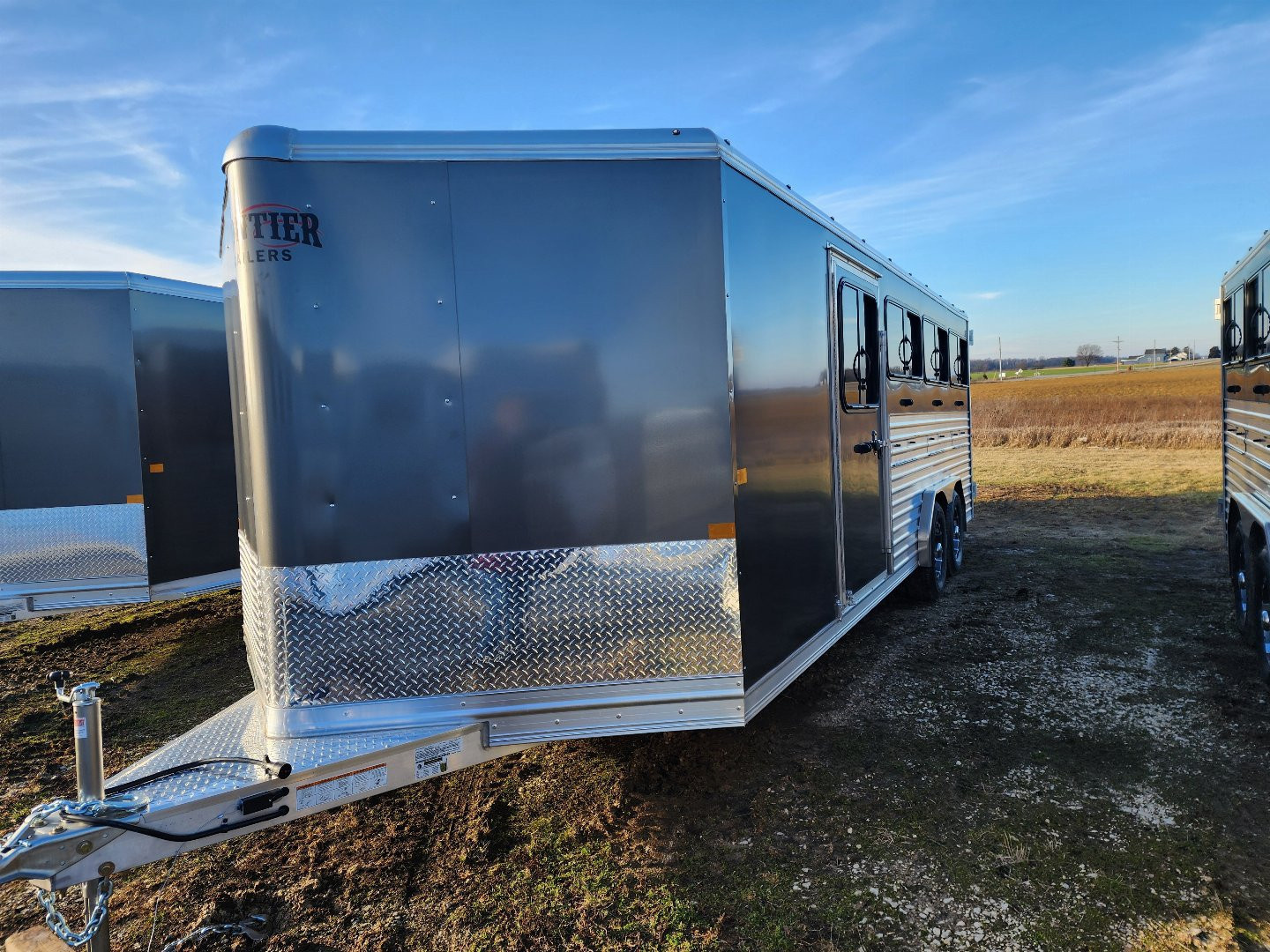 New 2026 Frontier Low Pro DDFW 8 Pen/ Stock Combo Trailer