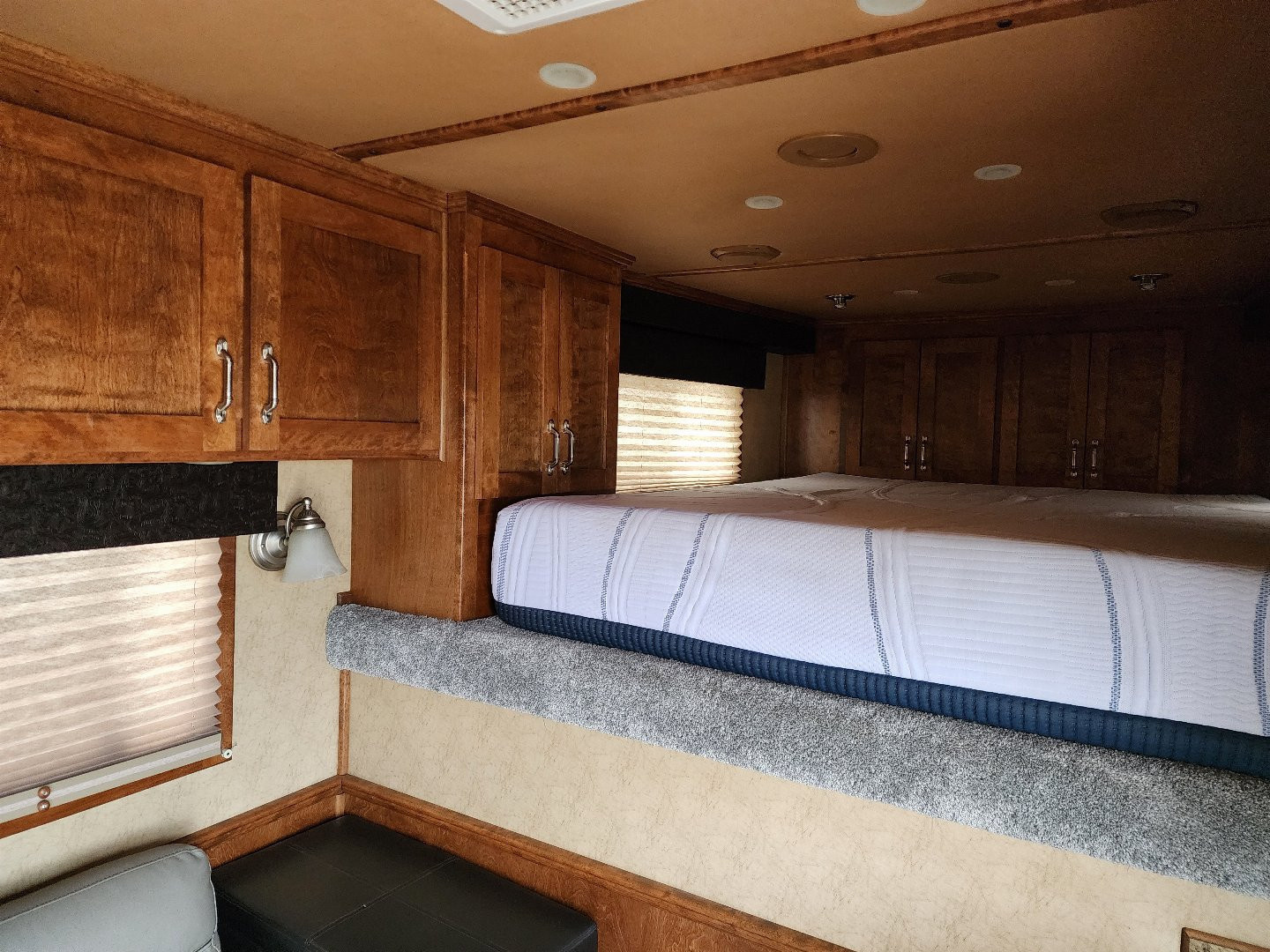 Used 2013 4-Star 4/5 Horse Center Load 8 Pen Stock Trailer(NO TRADE)