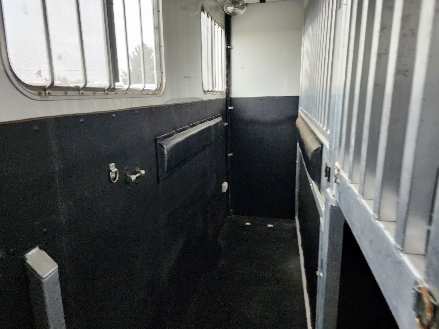 Used 2013 4-Star 4/5 Horse Center Load 8 Pen Stock Trailer(NO TRADE)