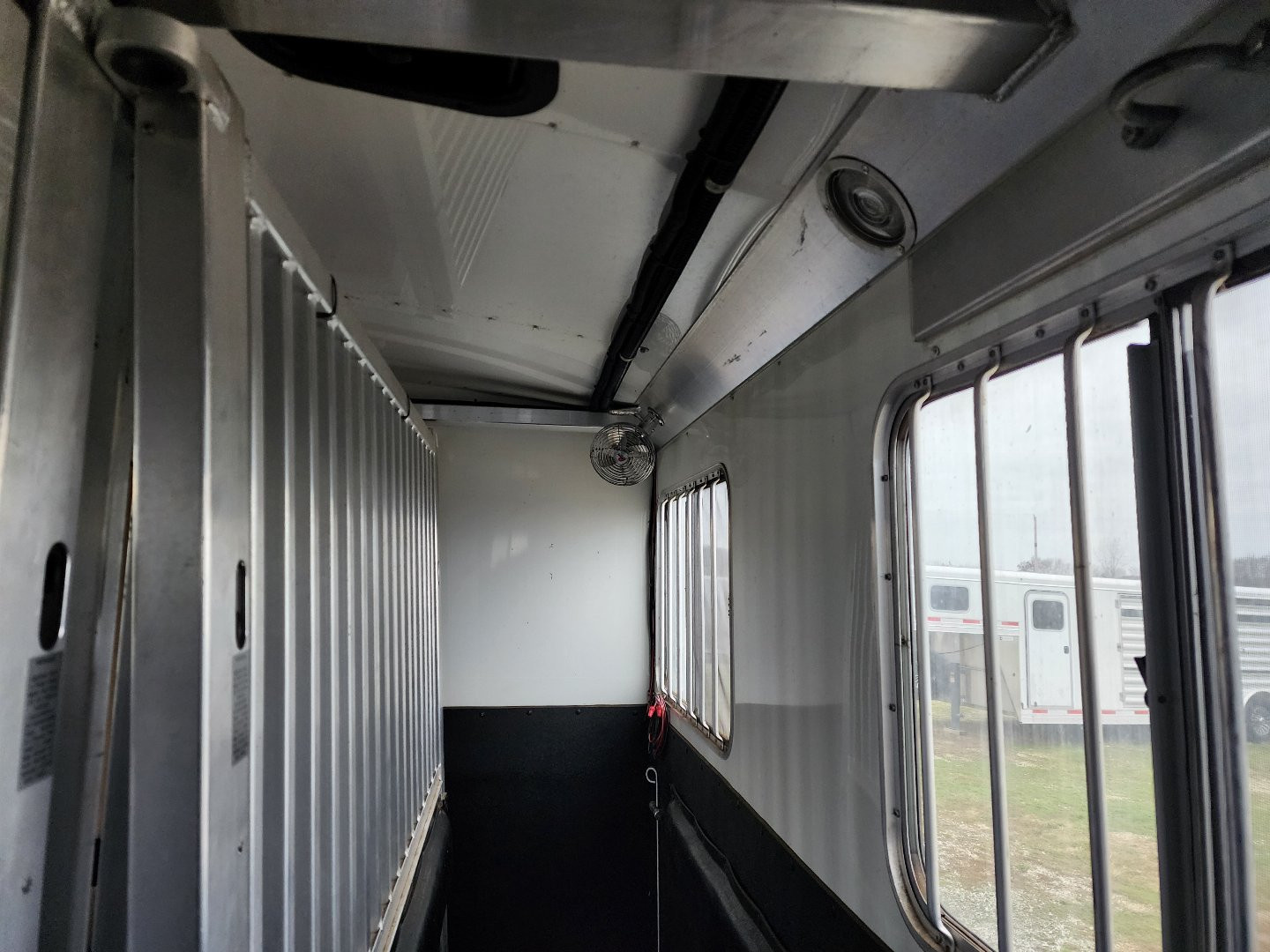 Used 2013 4-Star 4/5 Horse Center Load 8 Pen Stock Trailer(NO TRADE)