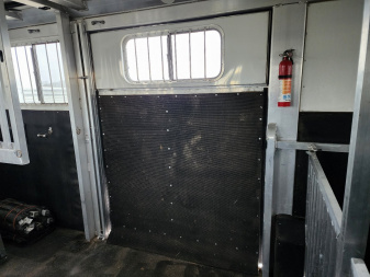 Used 2013 4-Star 4/5 Horse Center Load 8 Pen Stock Trailer(NO TRADE)