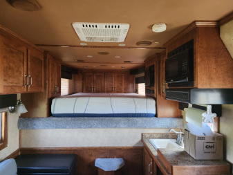 Used 2013 4-Star 4/5 Horse Center Load 8 Pen Stock Trailer(NO TRADE)