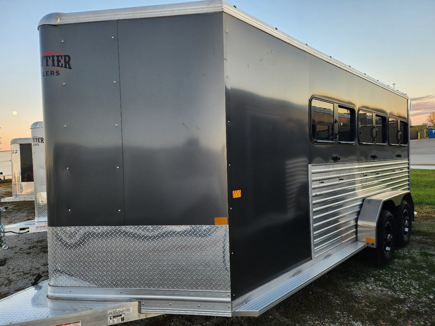 New 2026 FrontierLow Pro 6 Pen/ Stock Combo Trailer