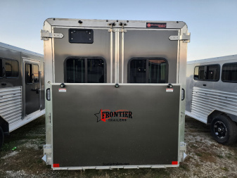 New 2026 FrontierLow Pro 6 Pen/ Stock Combo Trailer