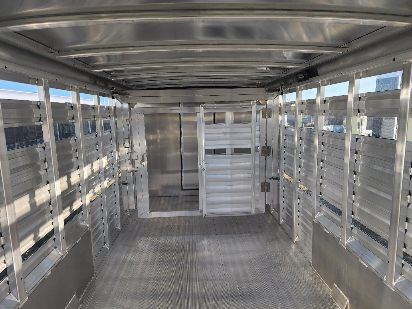 New 2025 Exiss STC 722 4 Pen / Stock Combo B/P Trailer