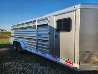 New 2025 Exiss STC 722 4 Pen / Stock Combo B/P Trailer