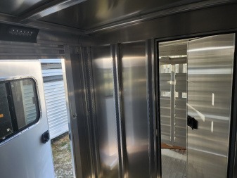 New 2025 Exiss STC 722 4 Pen / Stock Combo B/P Trailer