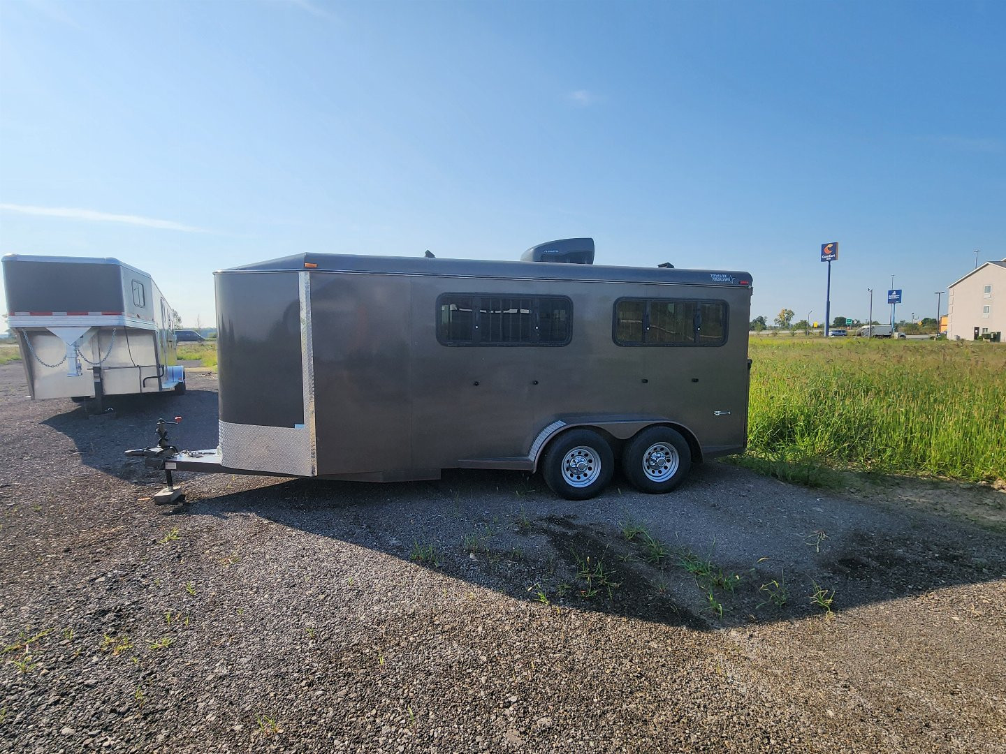 Used 2023 Towlite 6 Pen / Stock Combo Trailer