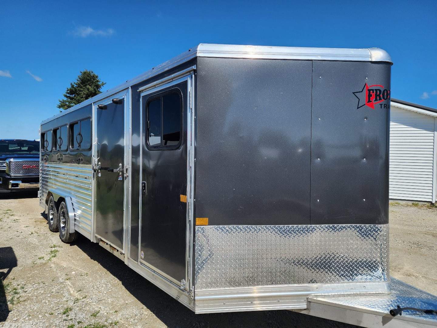 New 2026 Frontier Stock Low Pro 820 DDFW 8 Pen/ Stock Combo Trailer