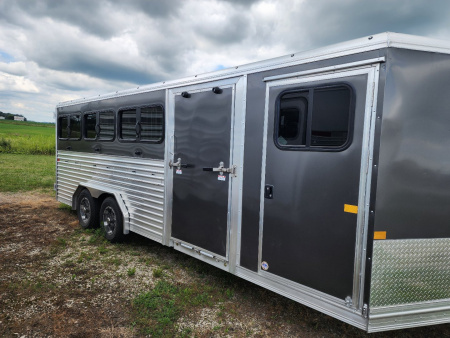 New 2026 Frontier Stock Low Pro 820 DDFW 8 Pen/ Stock Combo Trailer