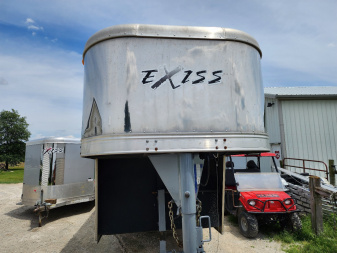 Used 2006 Exiss 4 Horse Trailer