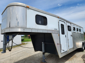 Used 2006 Exiss 4 Horse Trailer