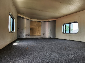 Used 2006 Exiss 4 Horse Trailer