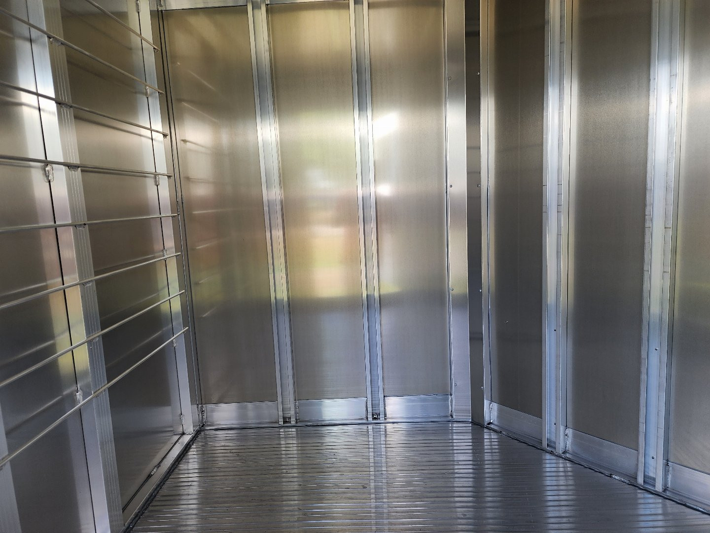 New 2024 Exiss Exhibitor 720W 8 Pen / Stock Combo Trailer