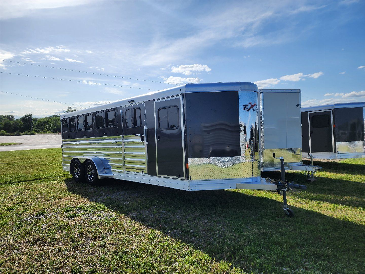 New 2024 Exiss Exhibitor 720W 8 Pen / Stock Combo Trailer