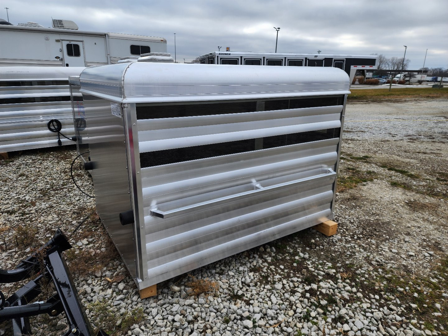 New 2025 Exiss Livestock Box Truck Box