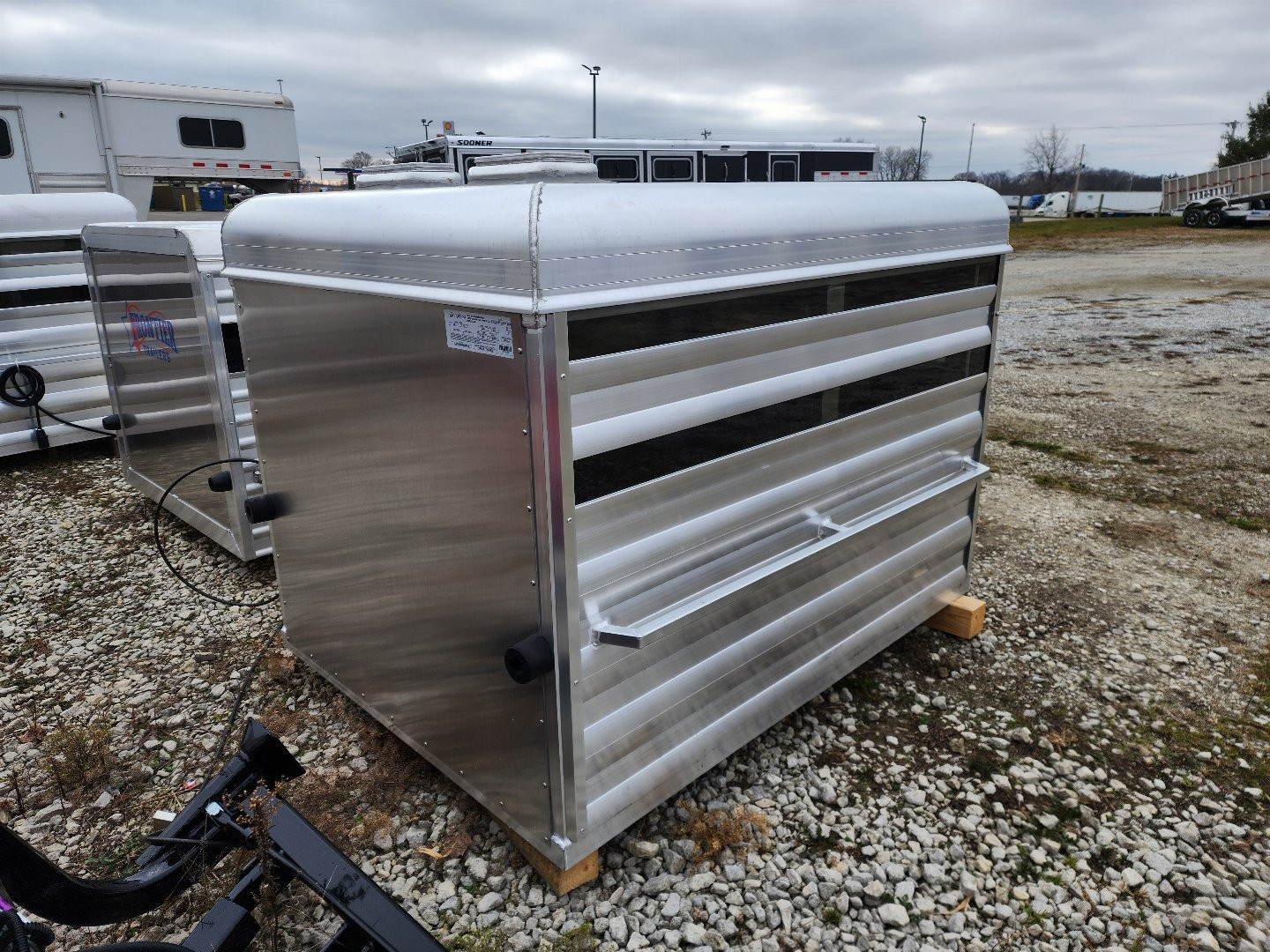 New 2025 Exiss Livestock Box Truck Box